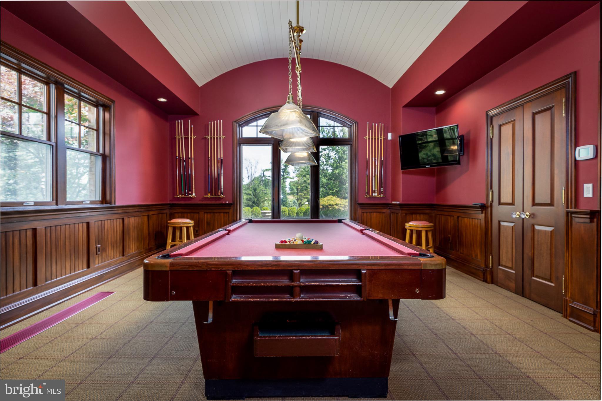 FORT WASHINGTON - Residential