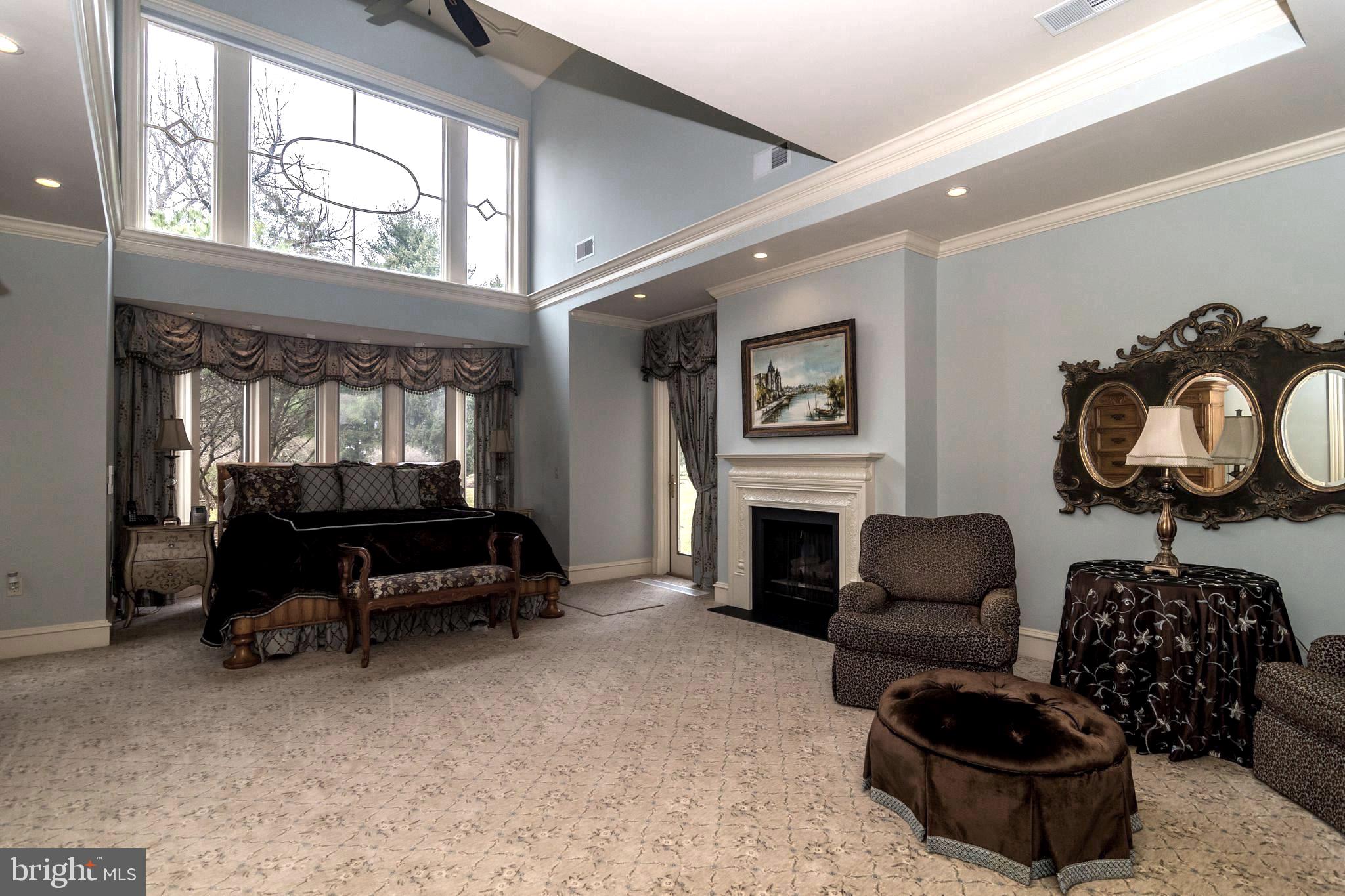 FORT WASHINGTON - Residential