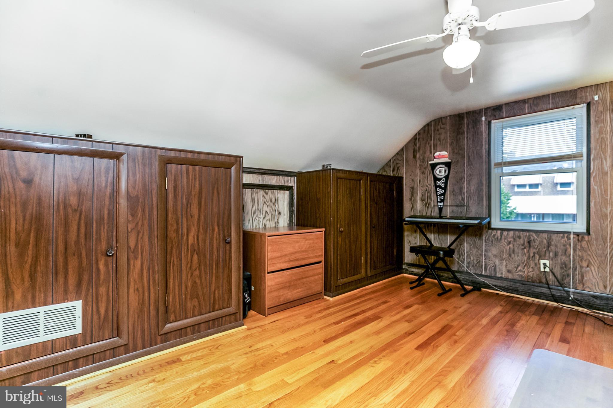 MAYFIELD - Residential Lease