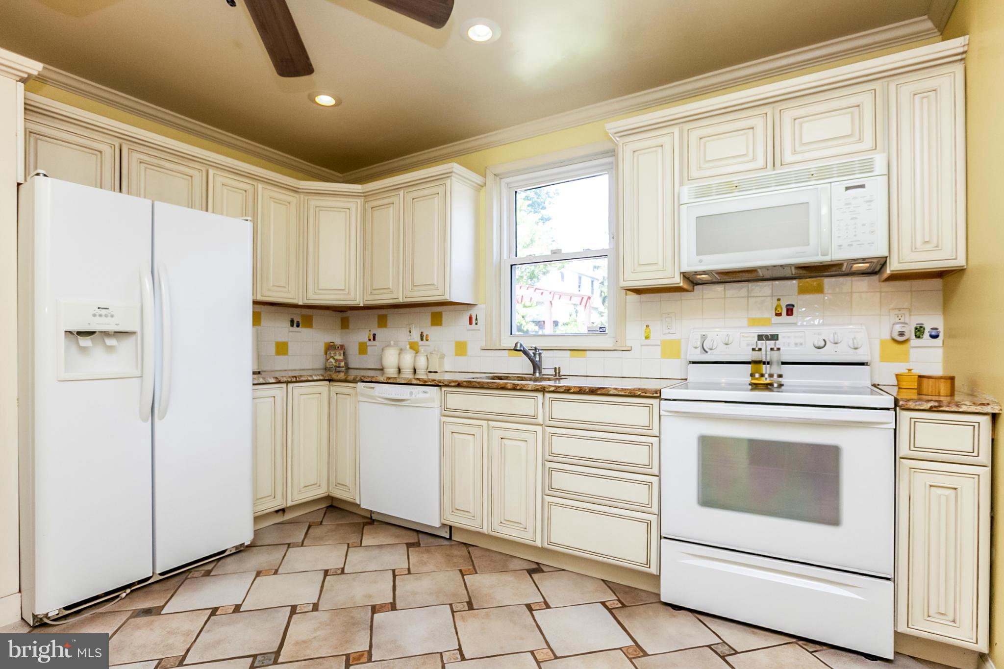 MAYFIELD - Residential Lease