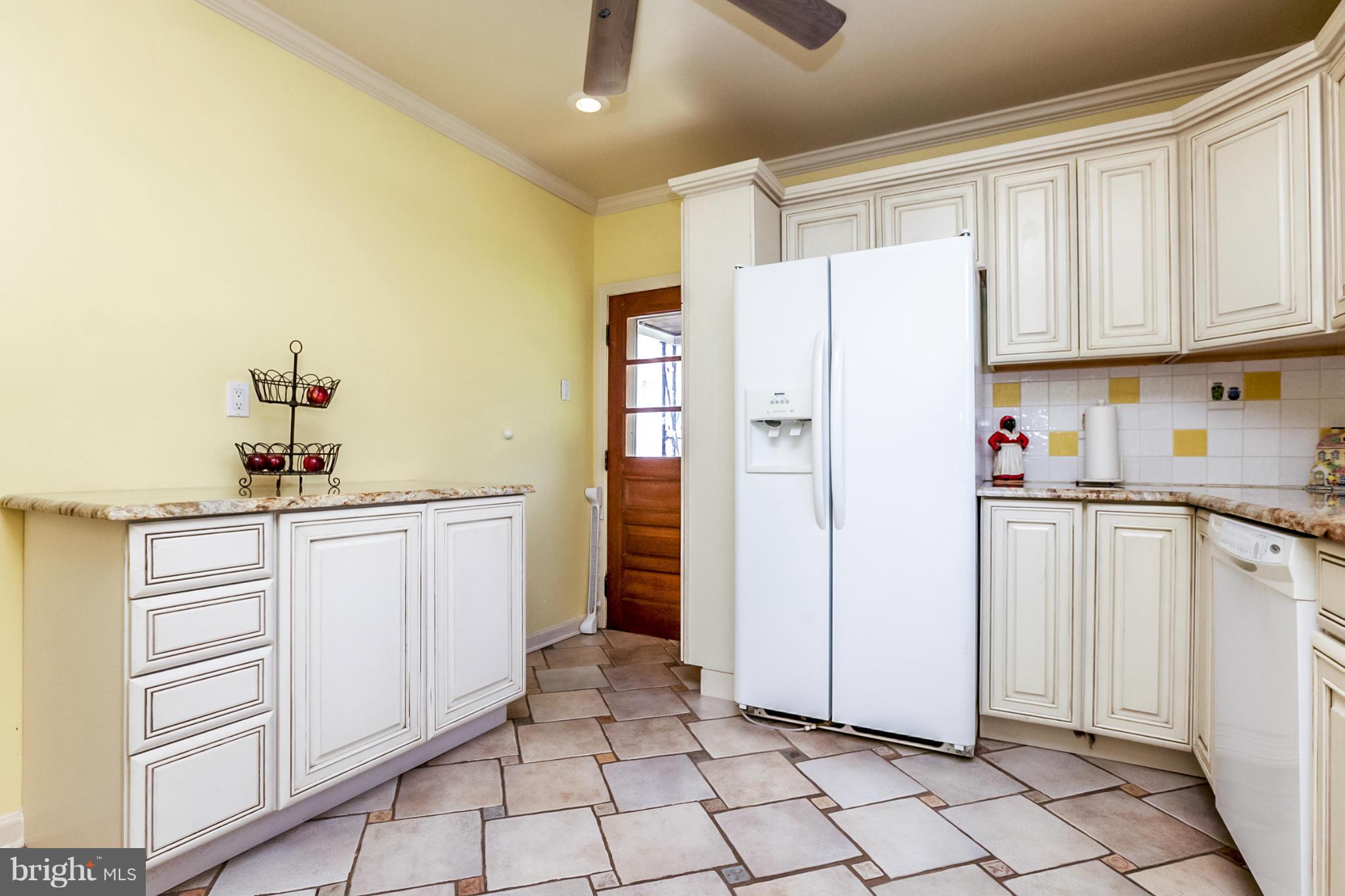 MAYFIELD - Residential Lease