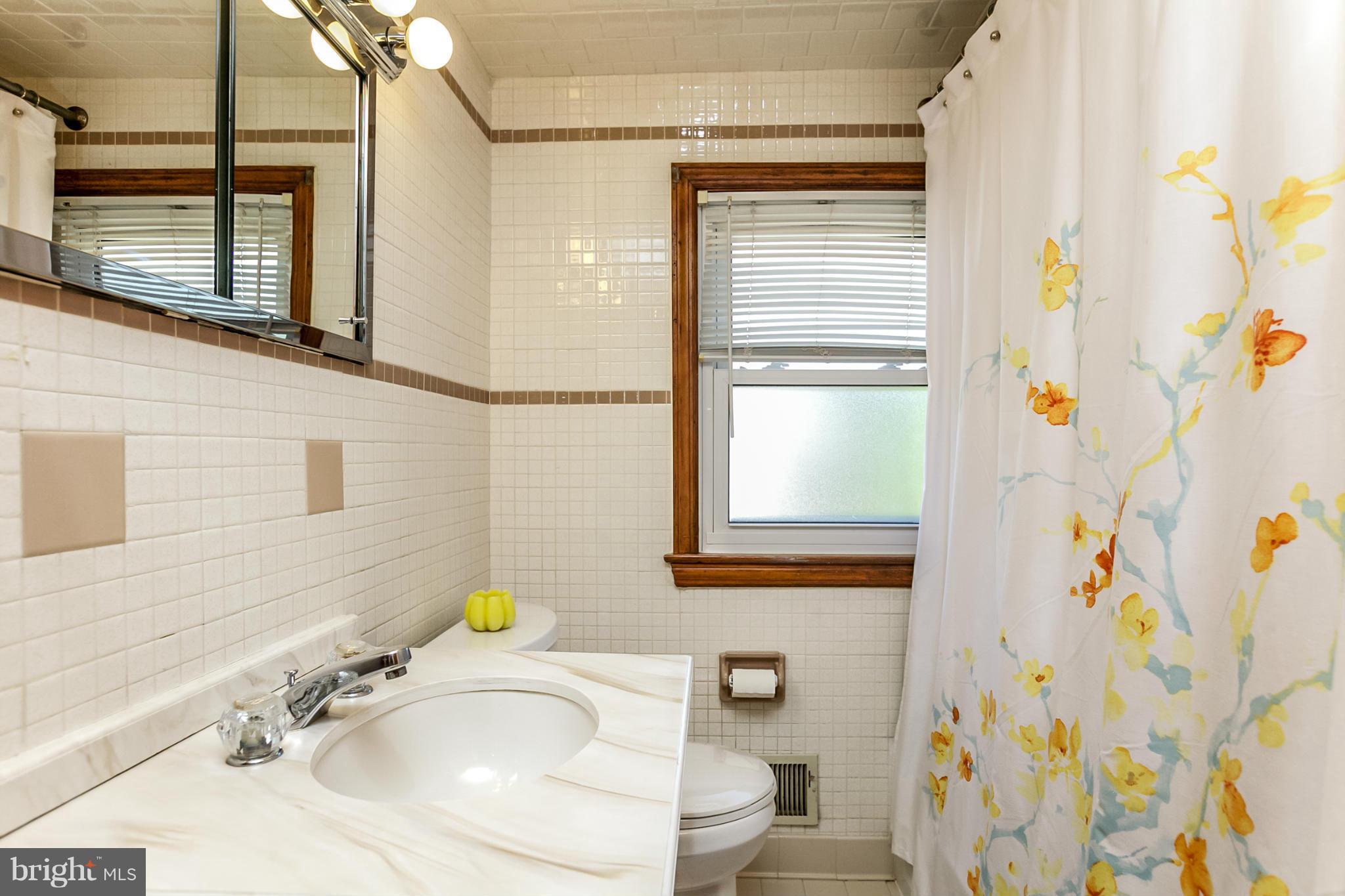 MAYFIELD - Residential Lease