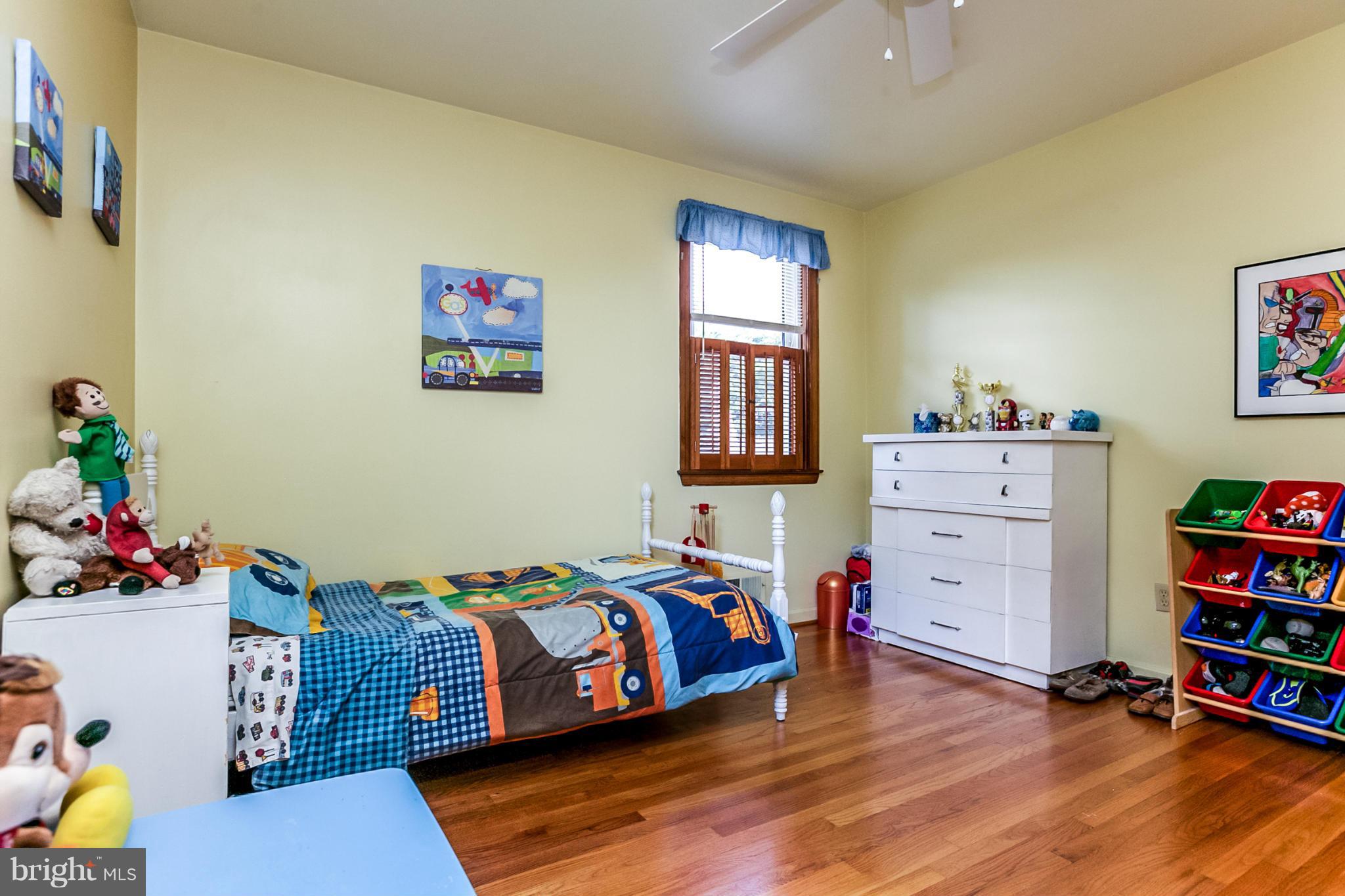 MAYFIELD - Residential Lease