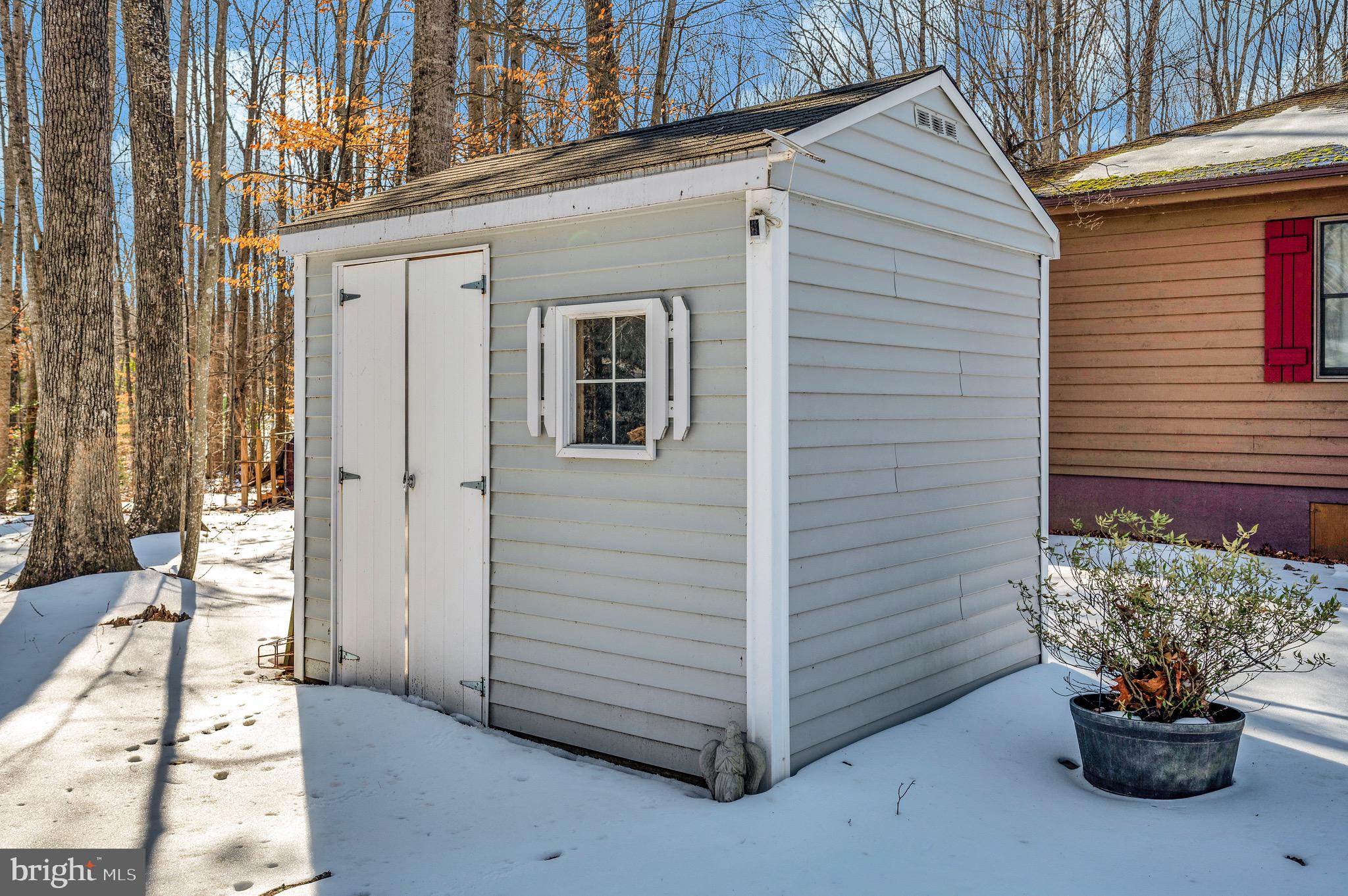 LAKE OF THE WOODS - Residential