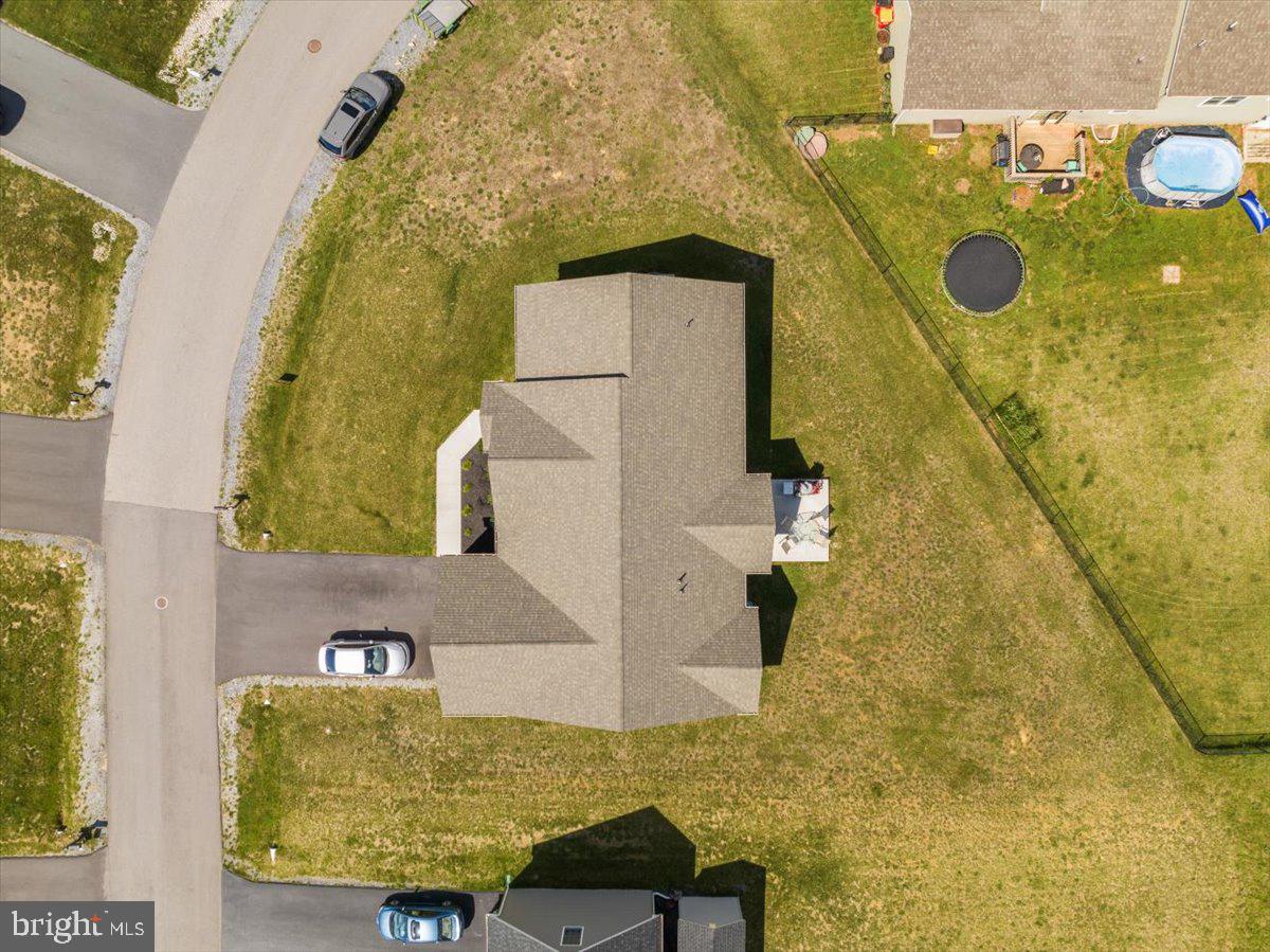 PEBBLE RIDGE - Residential