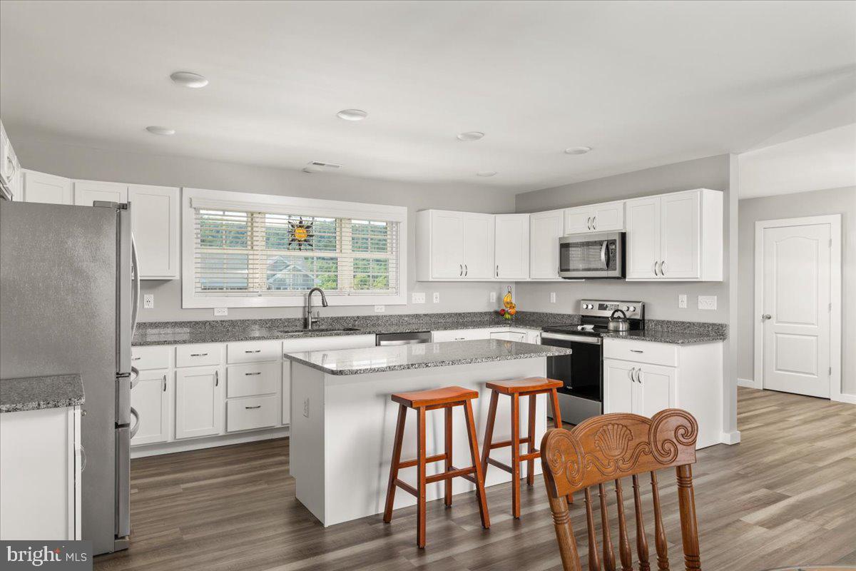 PEBBLE RIDGE - Residential