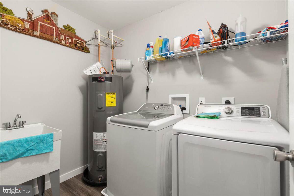 PEBBLE RIDGE - Residential