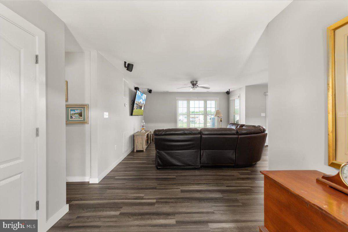 PEBBLE RIDGE - Residential