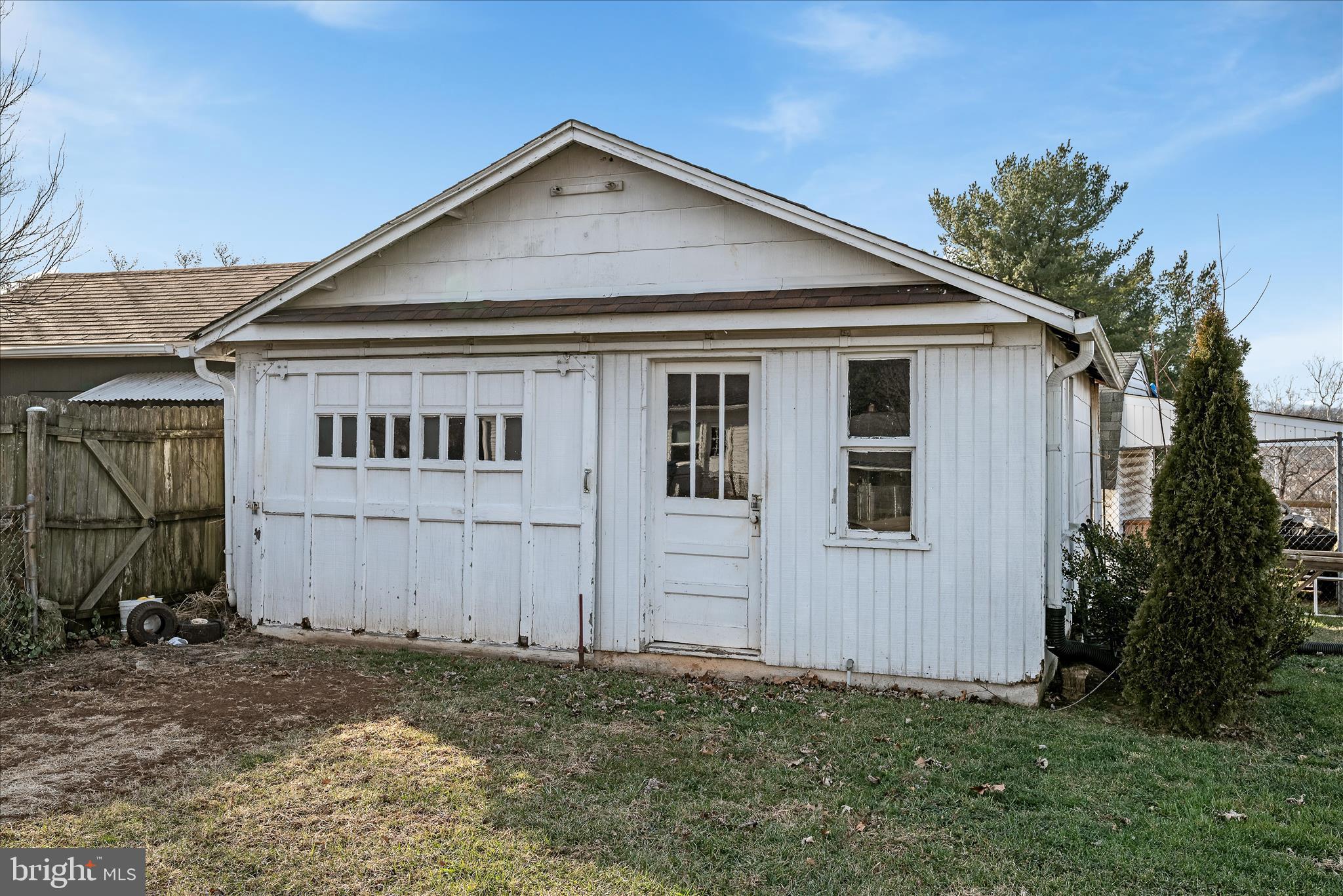 DOWNING ESTATES - Residential