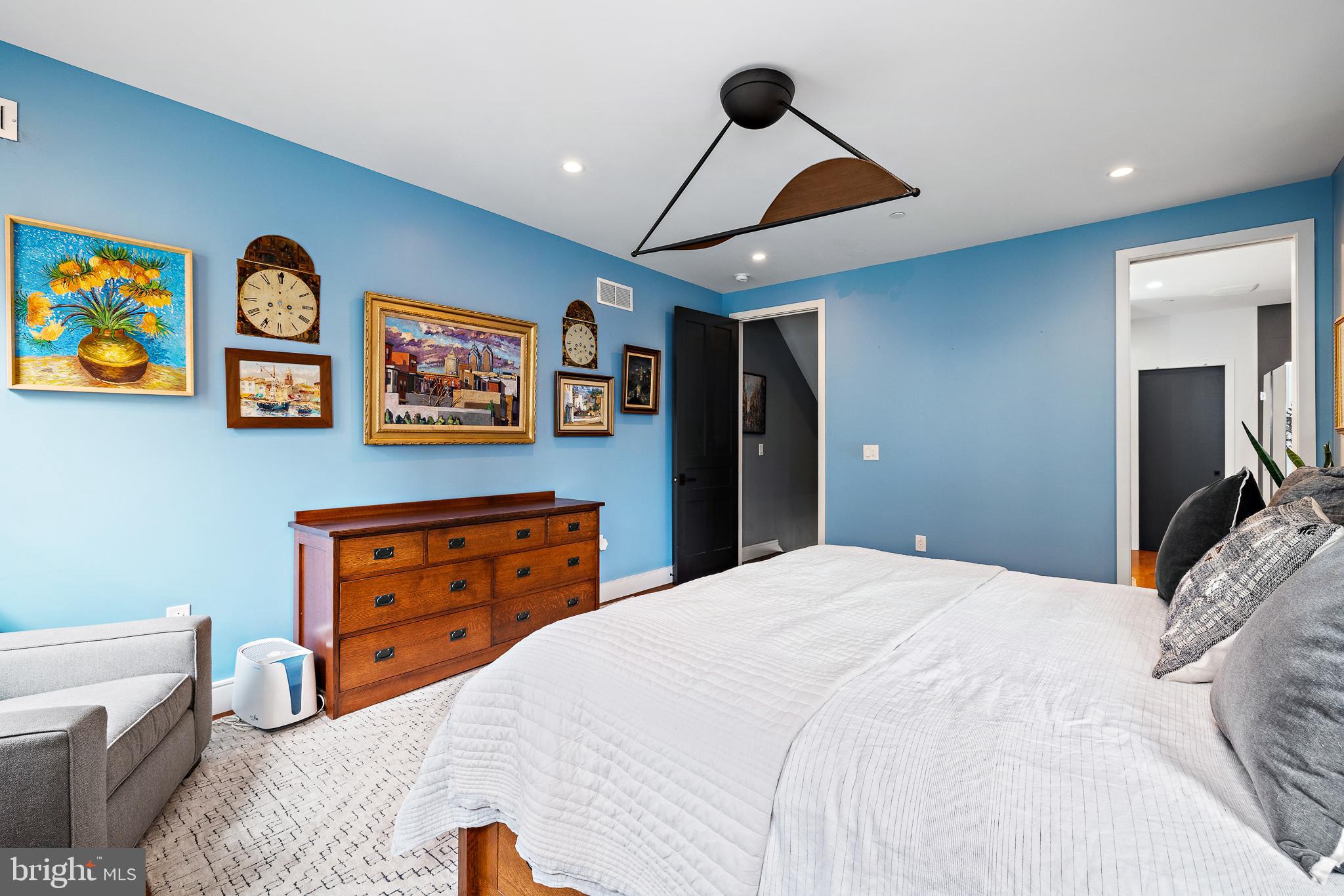 FAIRMOUNT - Residential