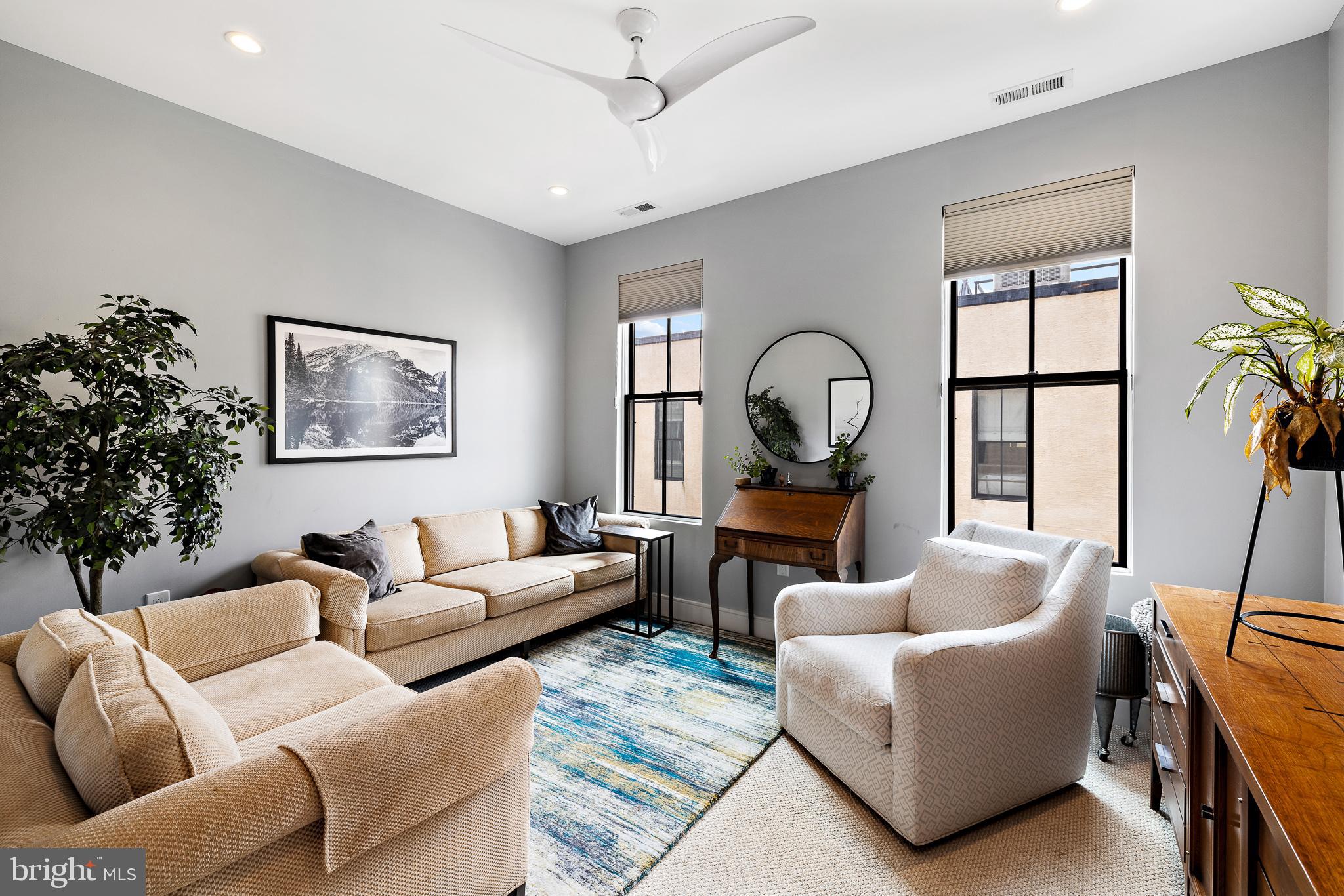 FAIRMOUNT - Residential