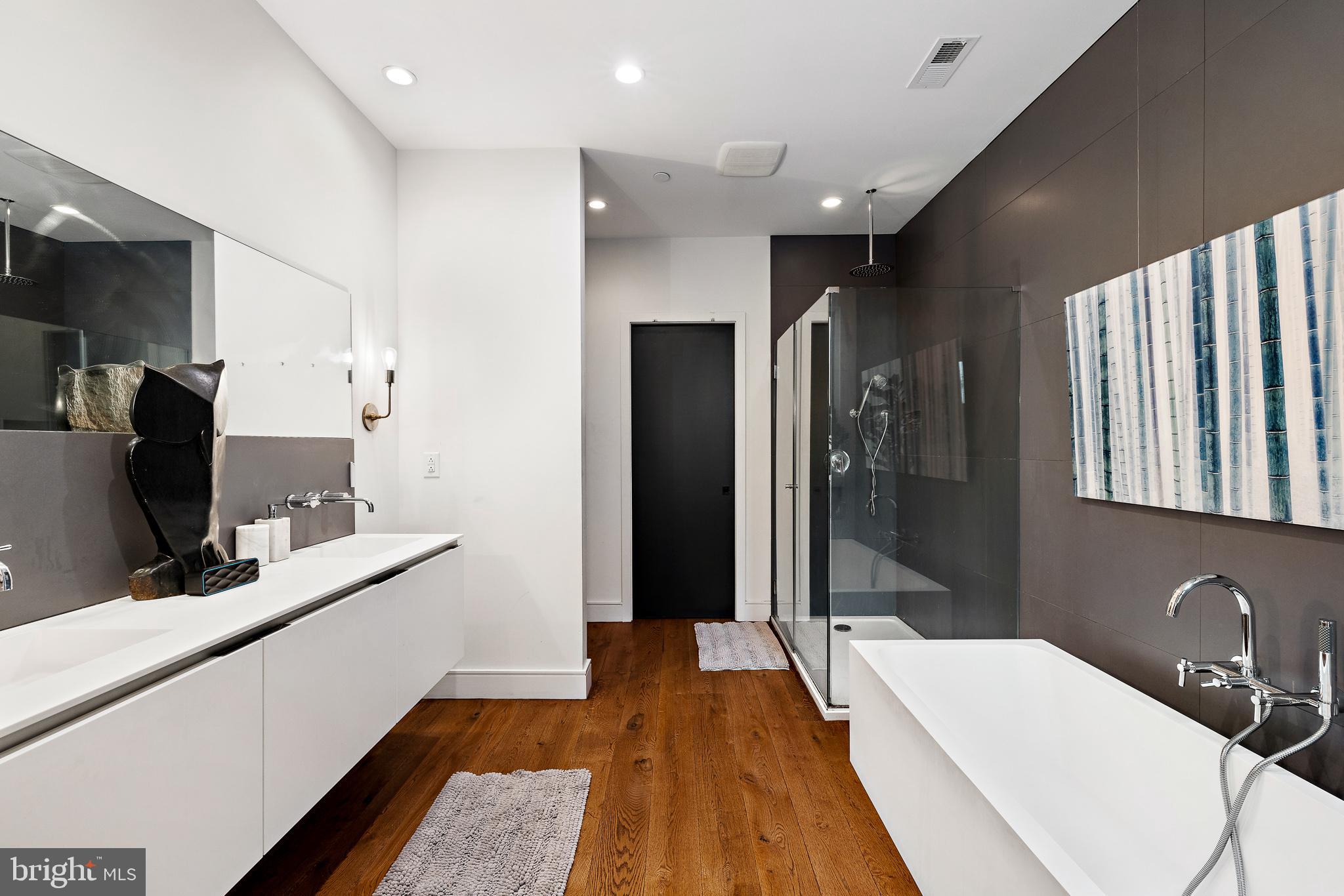 FAIRMOUNT - Residential