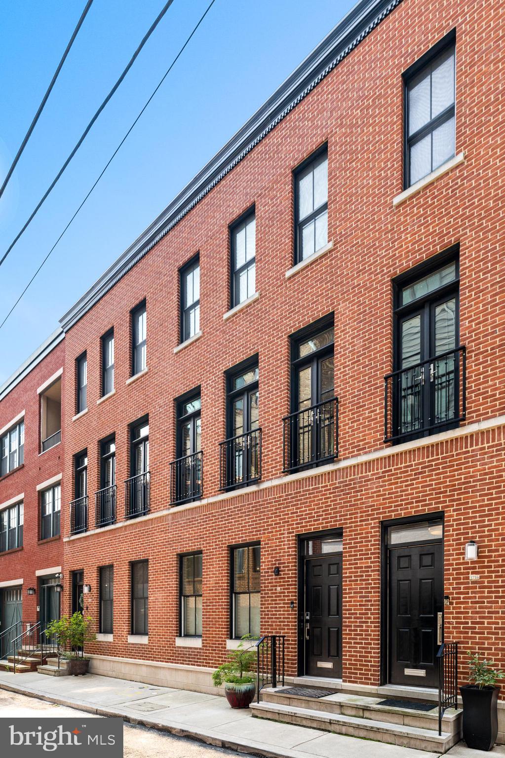FAIRMOUNT - Residential