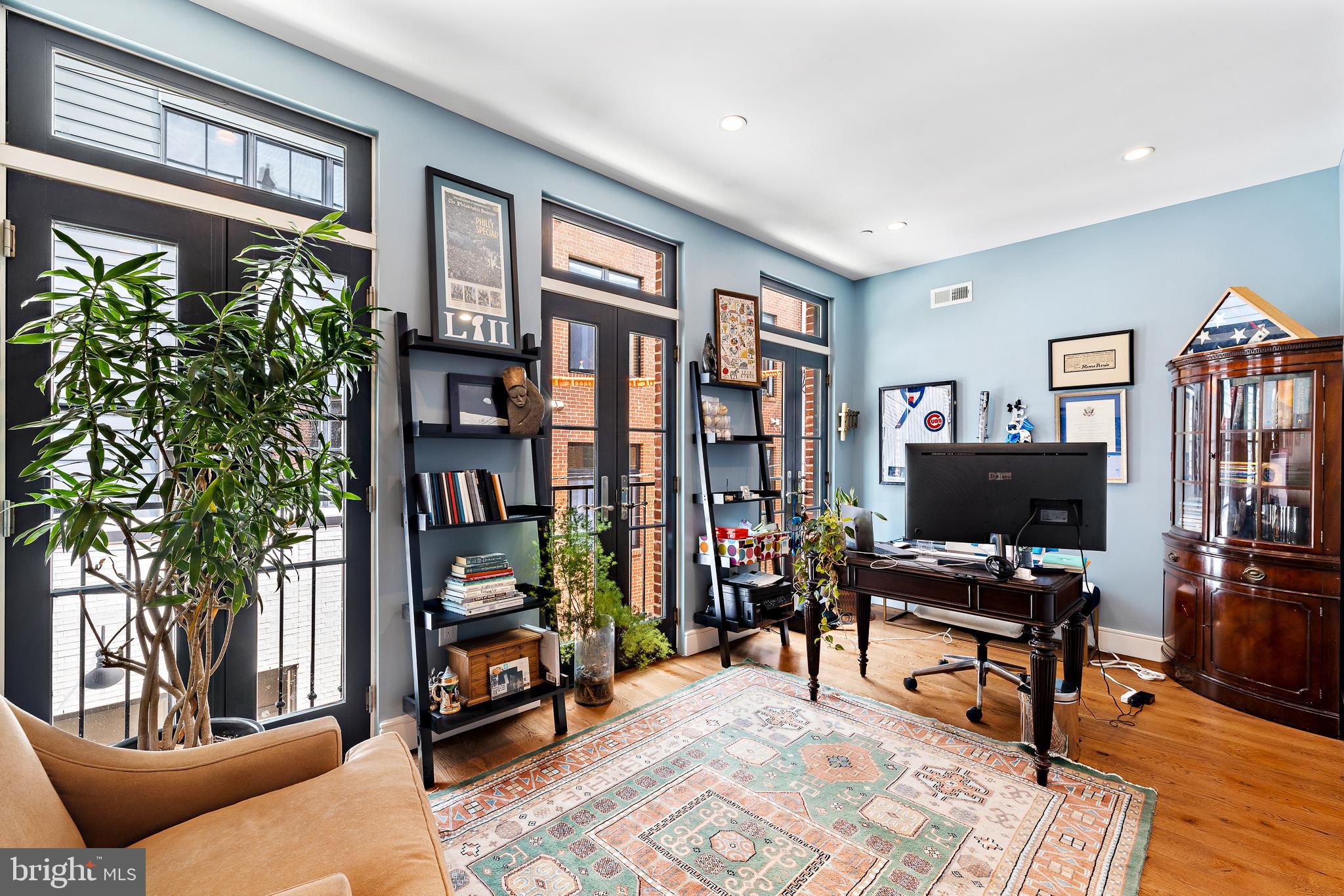 FAIRMOUNT - Residential