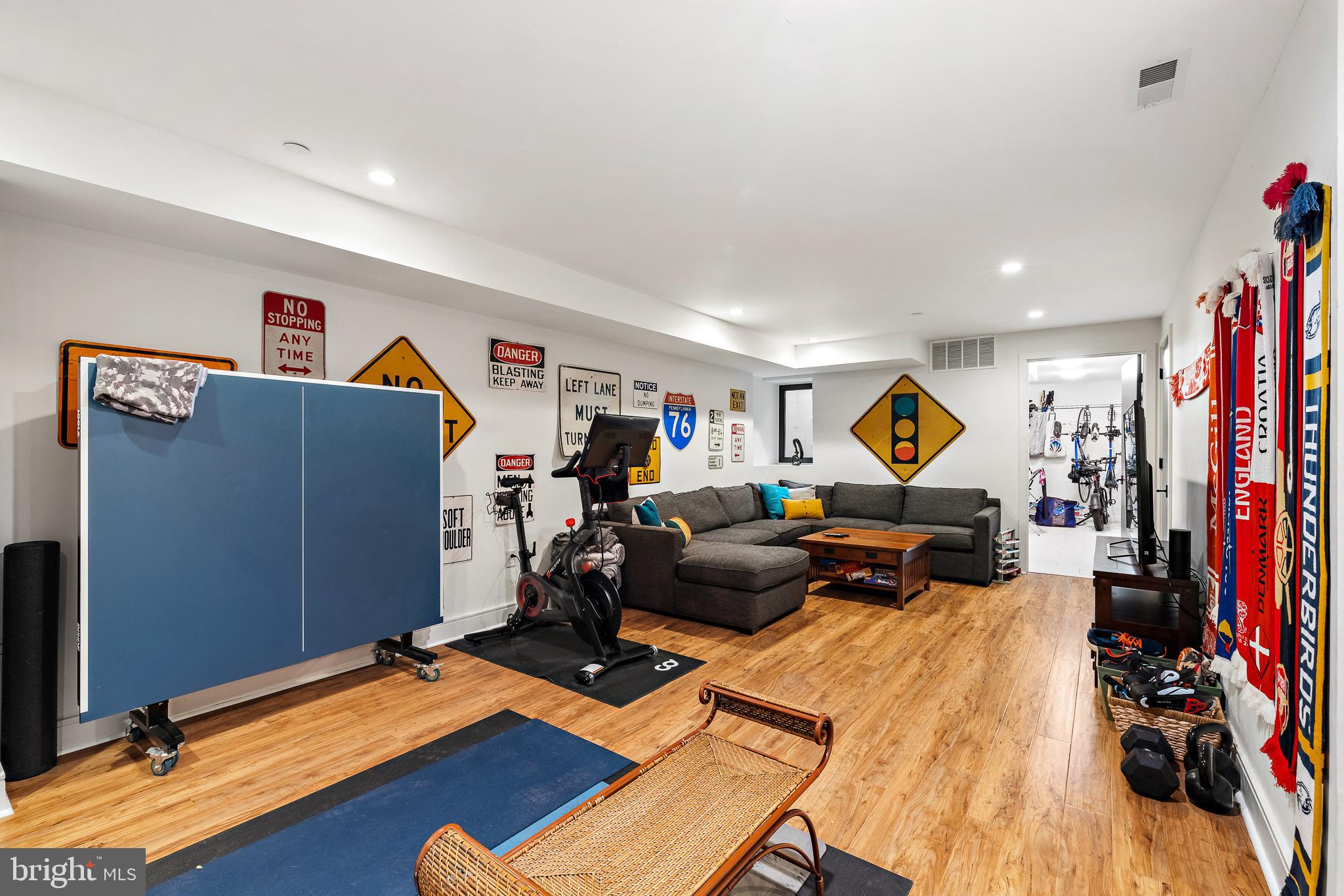 FAIRMOUNT - Residential
