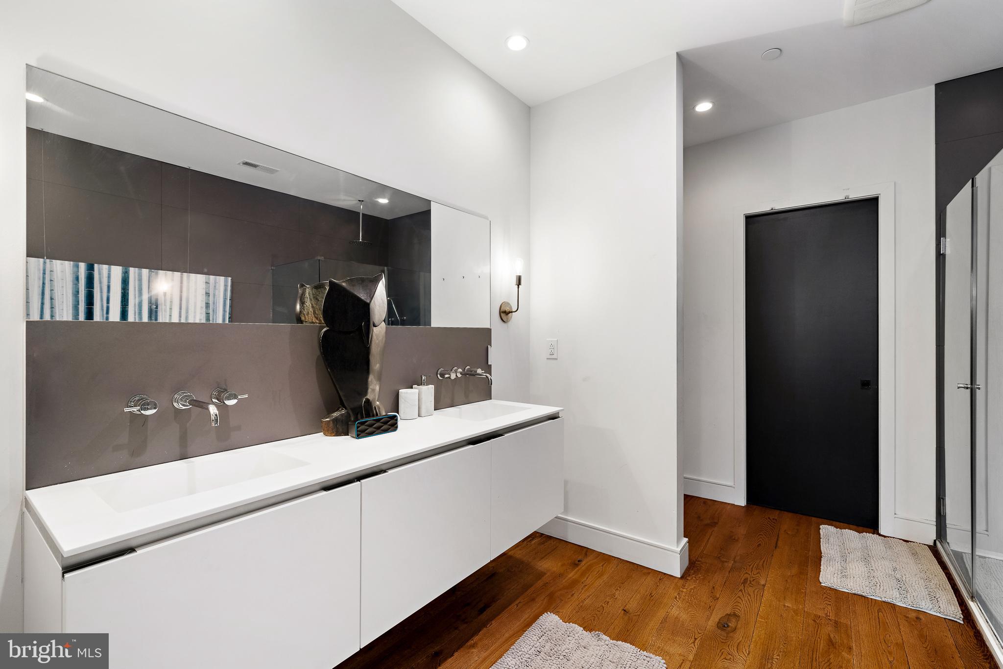 FAIRMOUNT - Residential