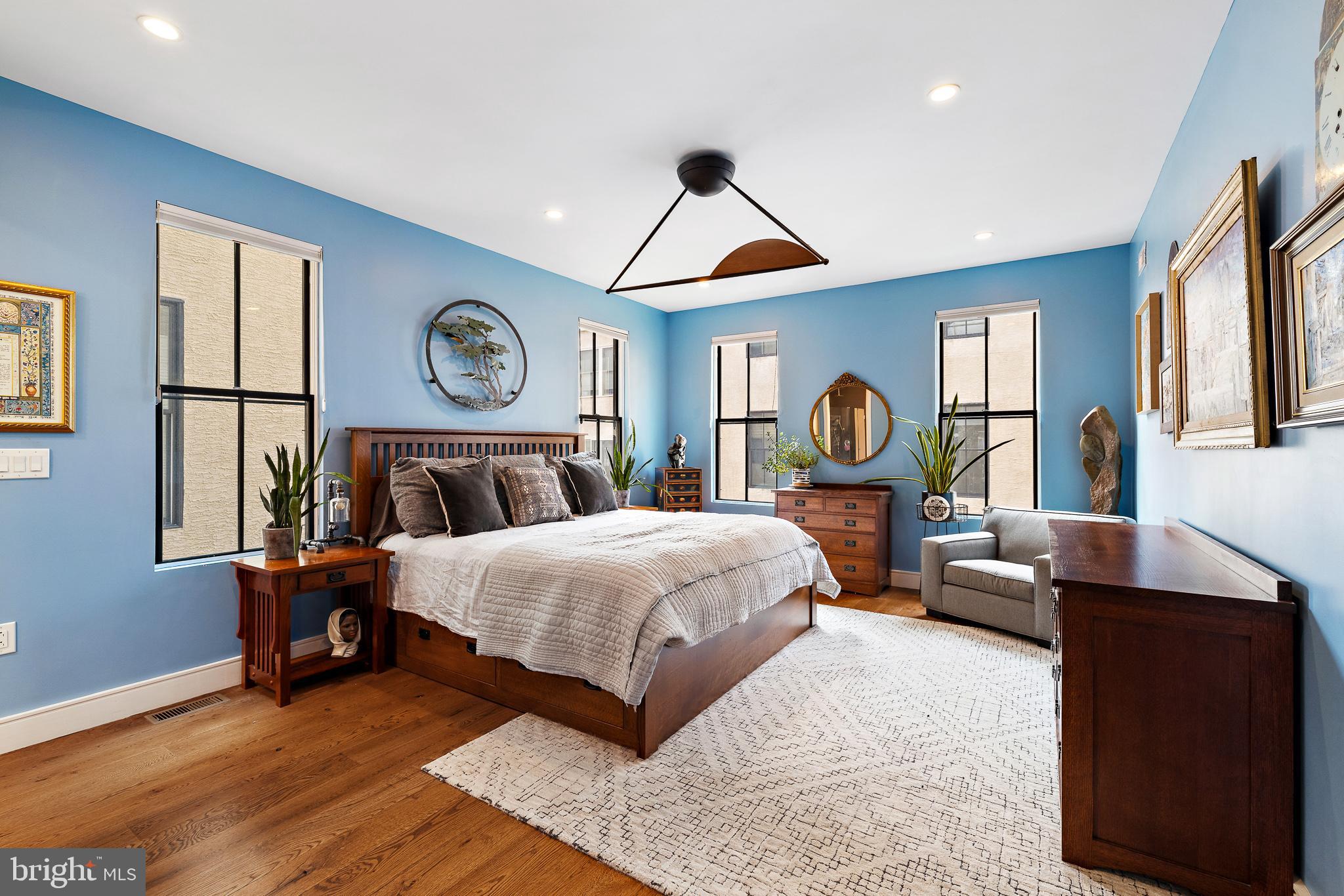 FAIRMOUNT - Residential