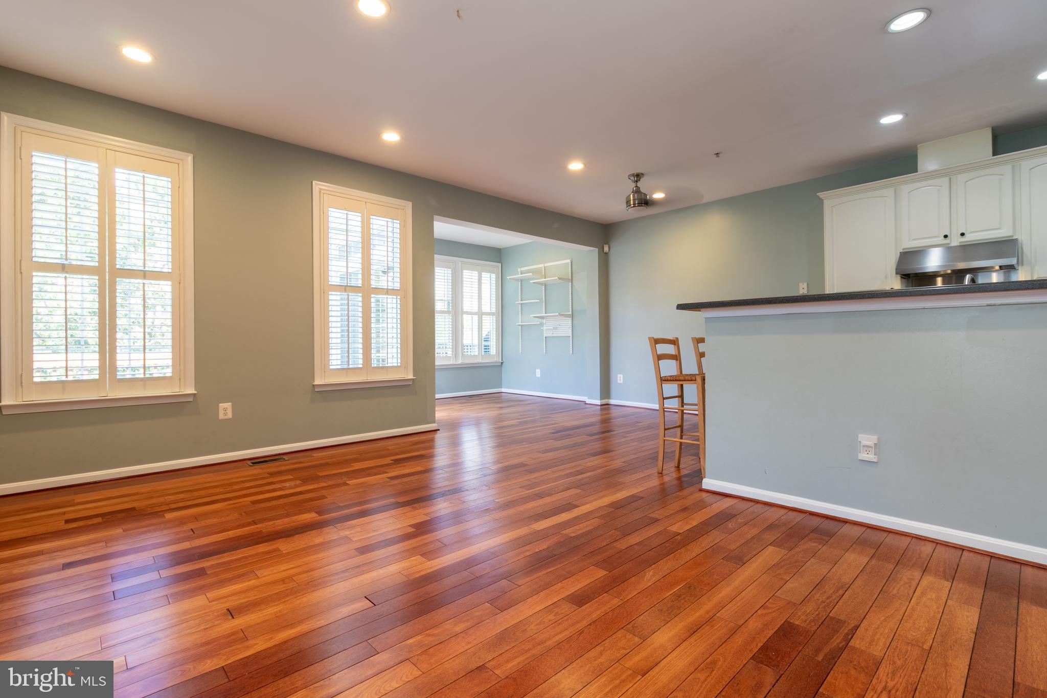 1112 CARBONDALE WAY
