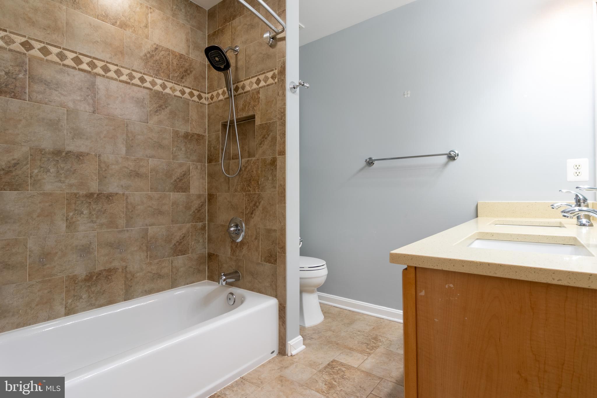 CROFTON FARMS - Residential