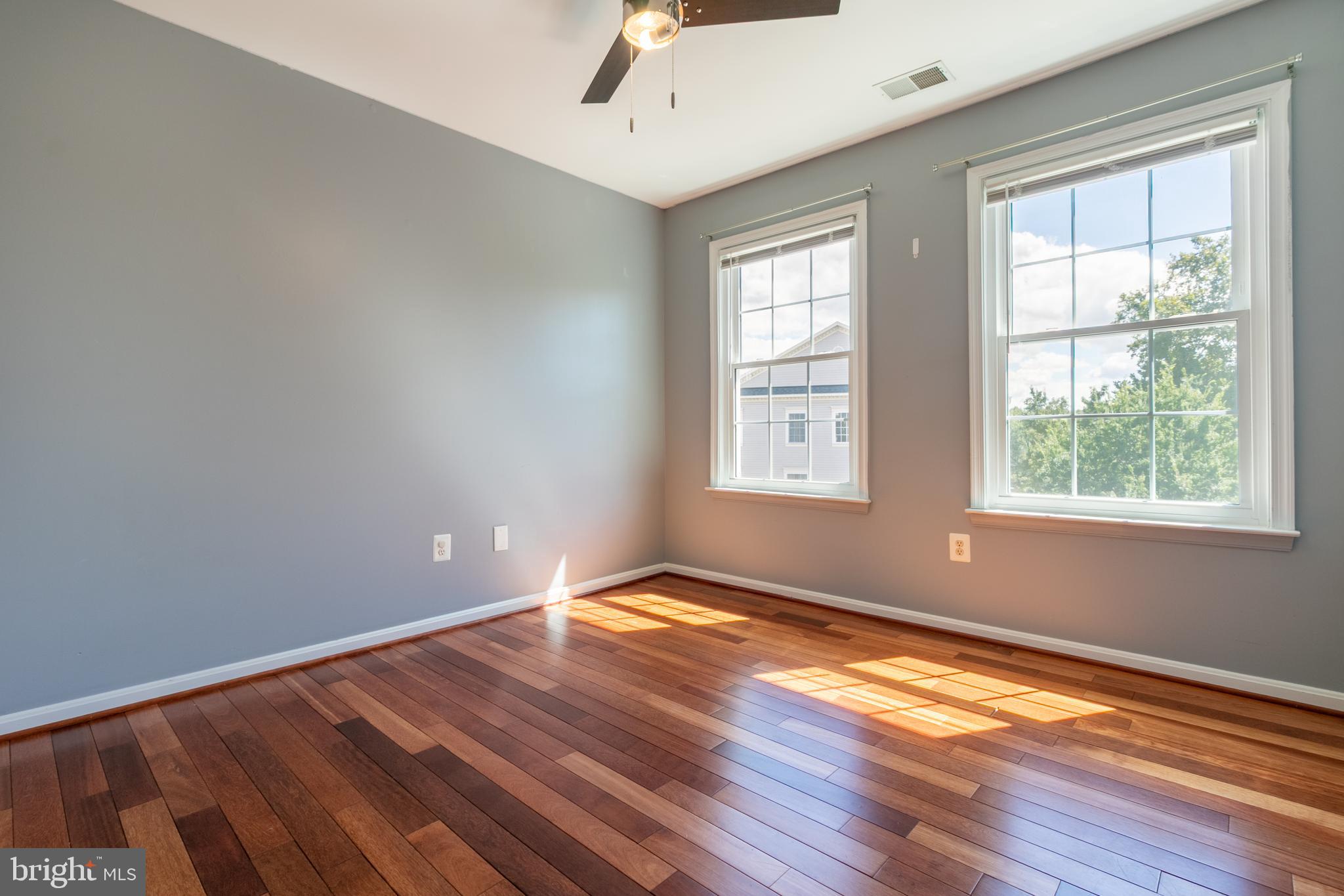 CROFTON FARMS - Residential