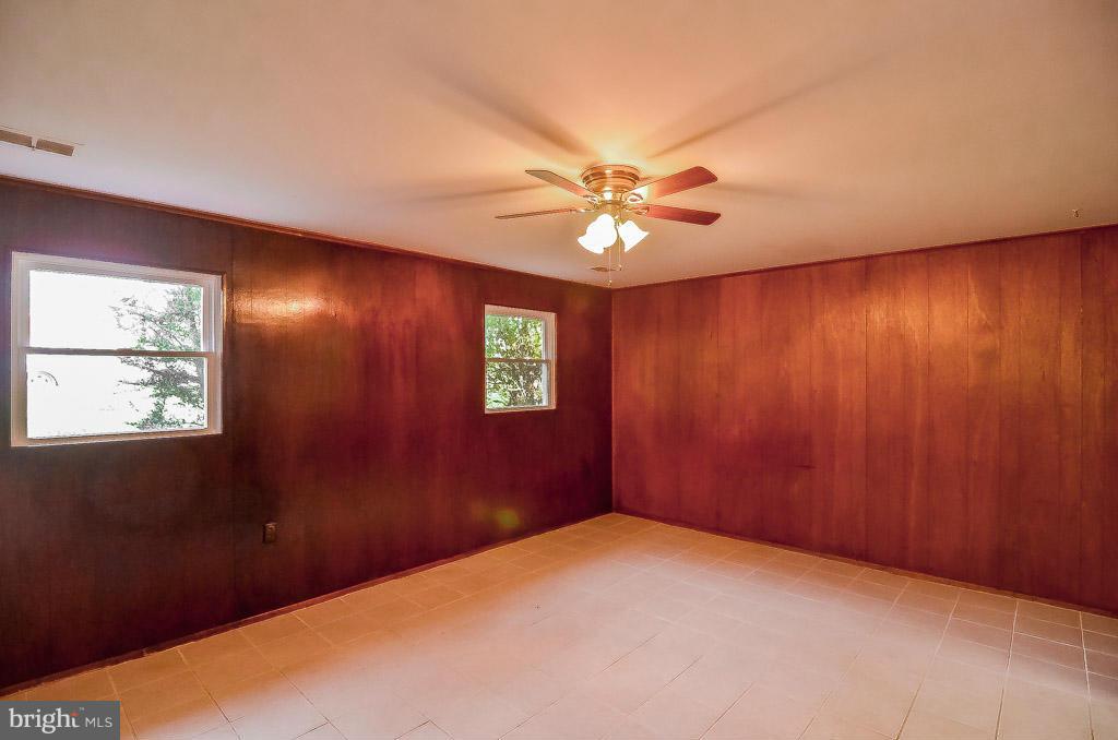 KEENE MILL MANOR - Residential