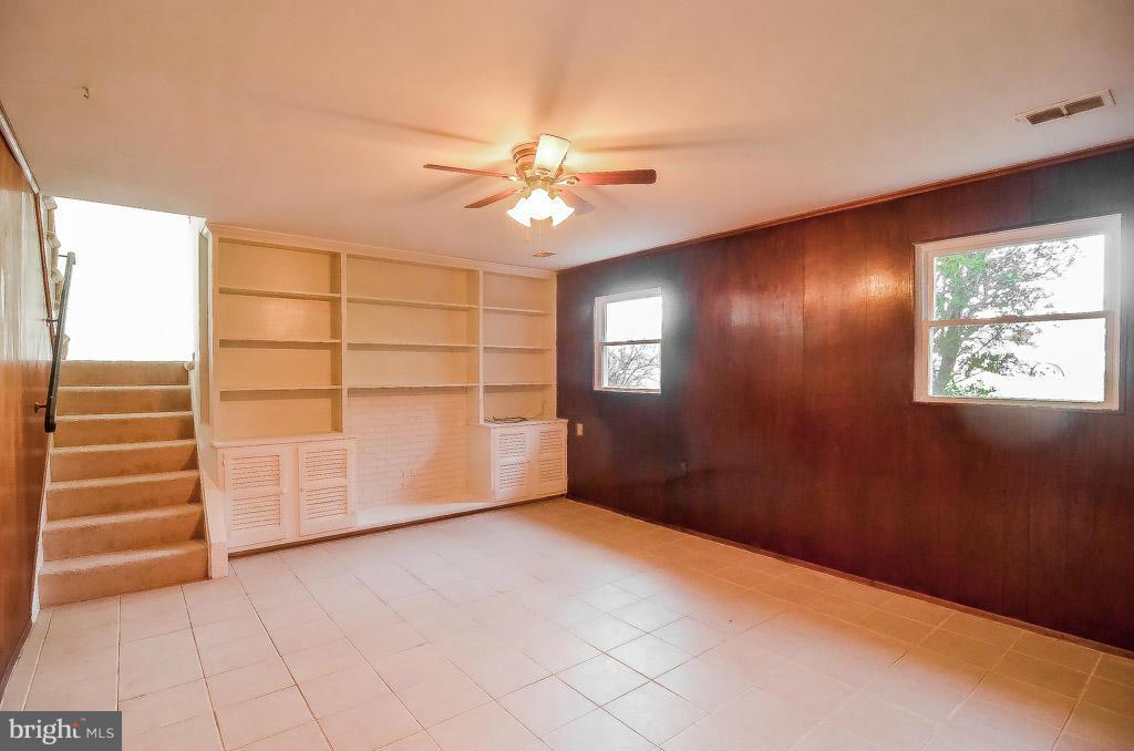 KEENE MILL MANOR - Residential