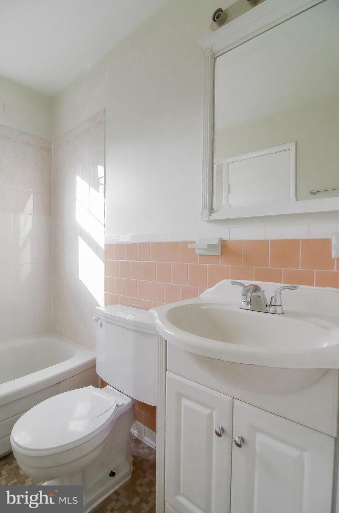 KEENE MILL MANOR - Residential