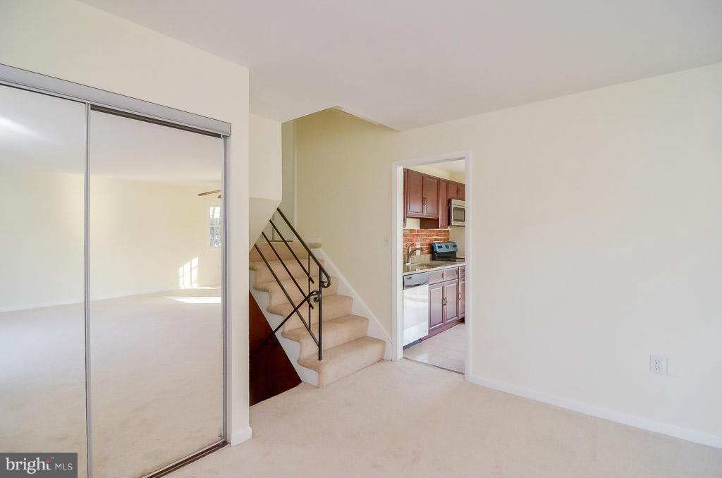 KEENE MILL MANOR - Residential