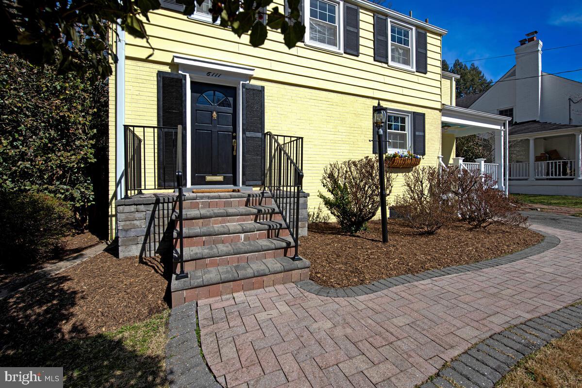 WOODACRES - Residential