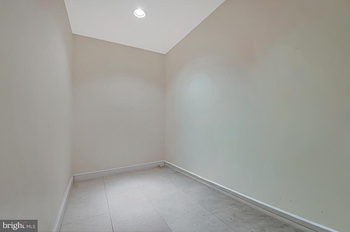 WOODACRES - Residential