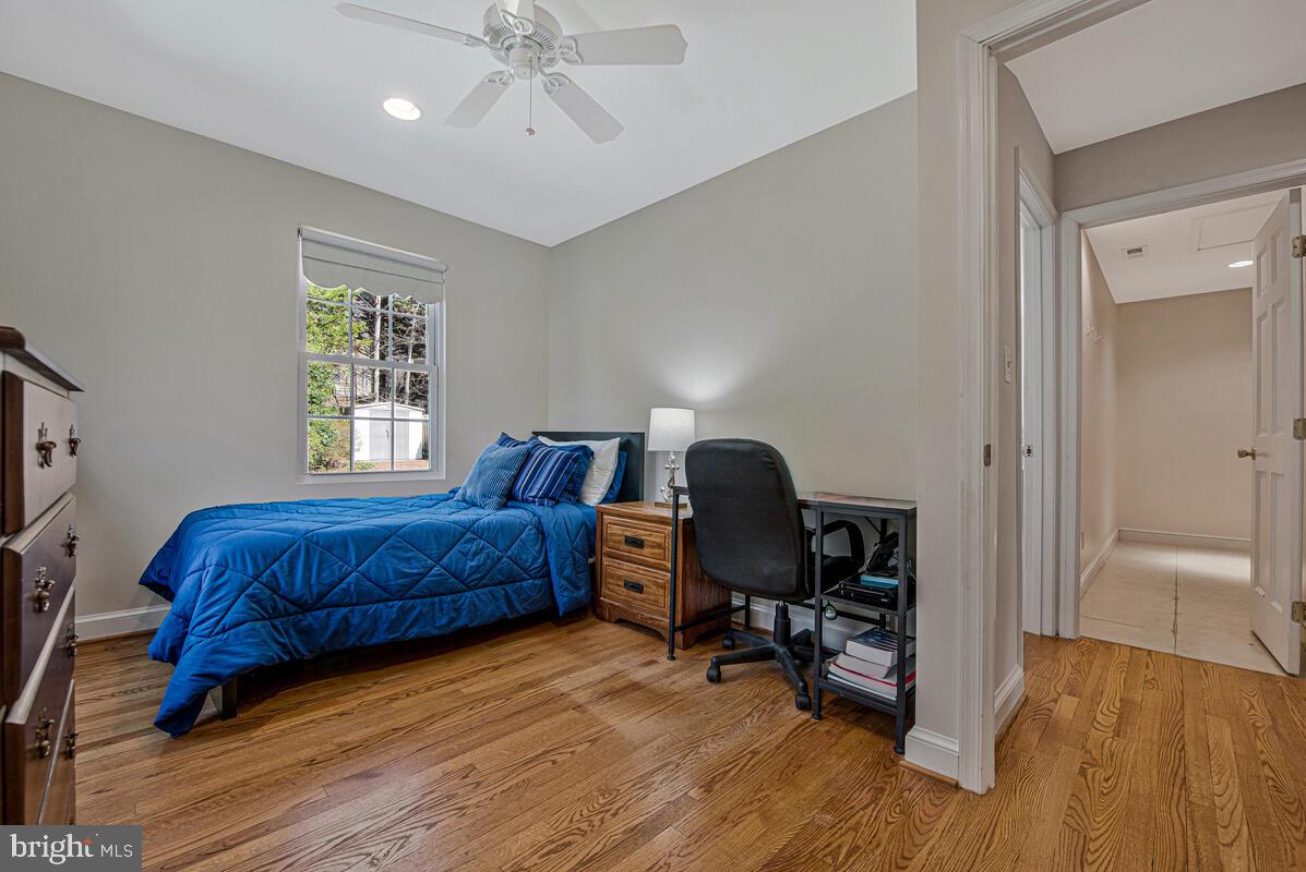 WOODACRES - Residential