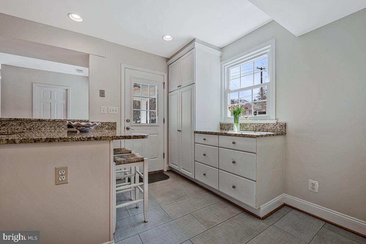 WOODACRES - Residential