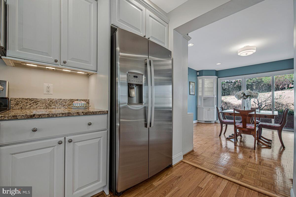 WOODACRES - Residential