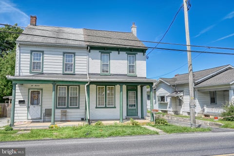Townhouse For Sale - 611 S Lincoln Avenue<br/> LEBANON, PA 17042
