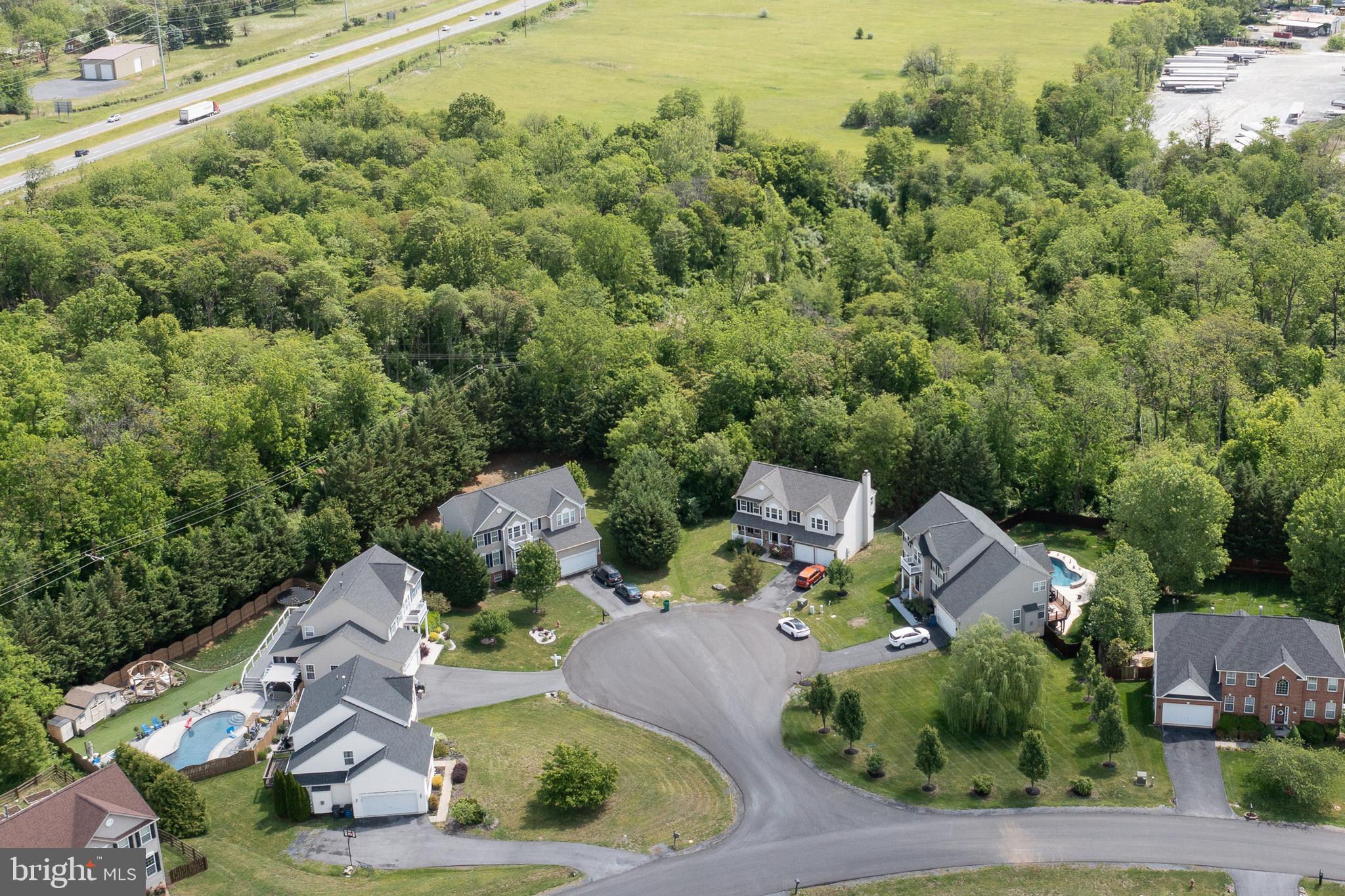 102 BLACKPOWDER COURT