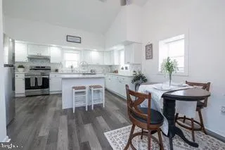 Gibbsboro, New Jersey 08026, United States, 3 Bedrooms Bedrooms, ,1 BathroomBathrooms,Residential,Pending,128591