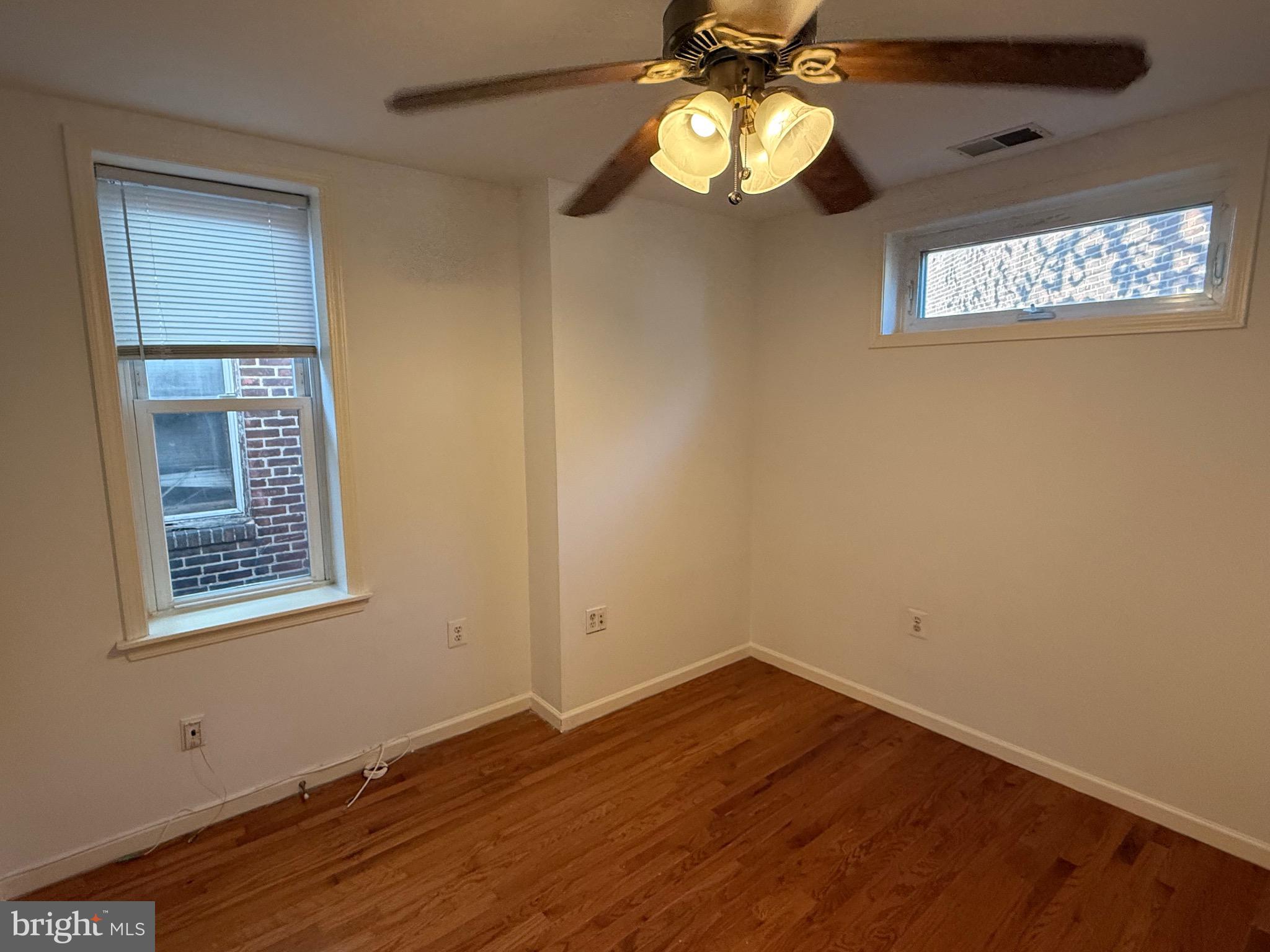 UNIVERSITY CITY - Residential Lease