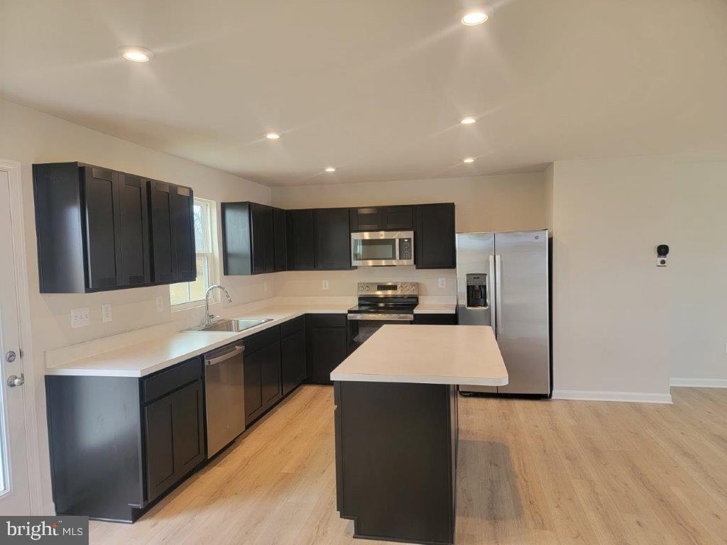 CARDINAL POINTE - Residential