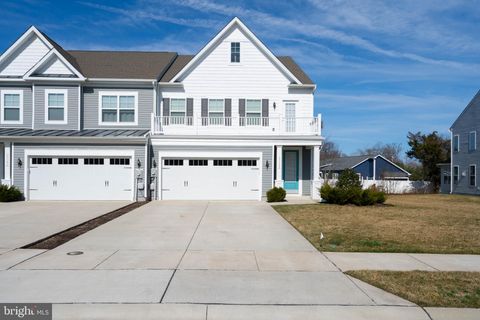 Townhouse For Sale - 33155 Oyster Cove Drive<br/> LEWES, DE 19958