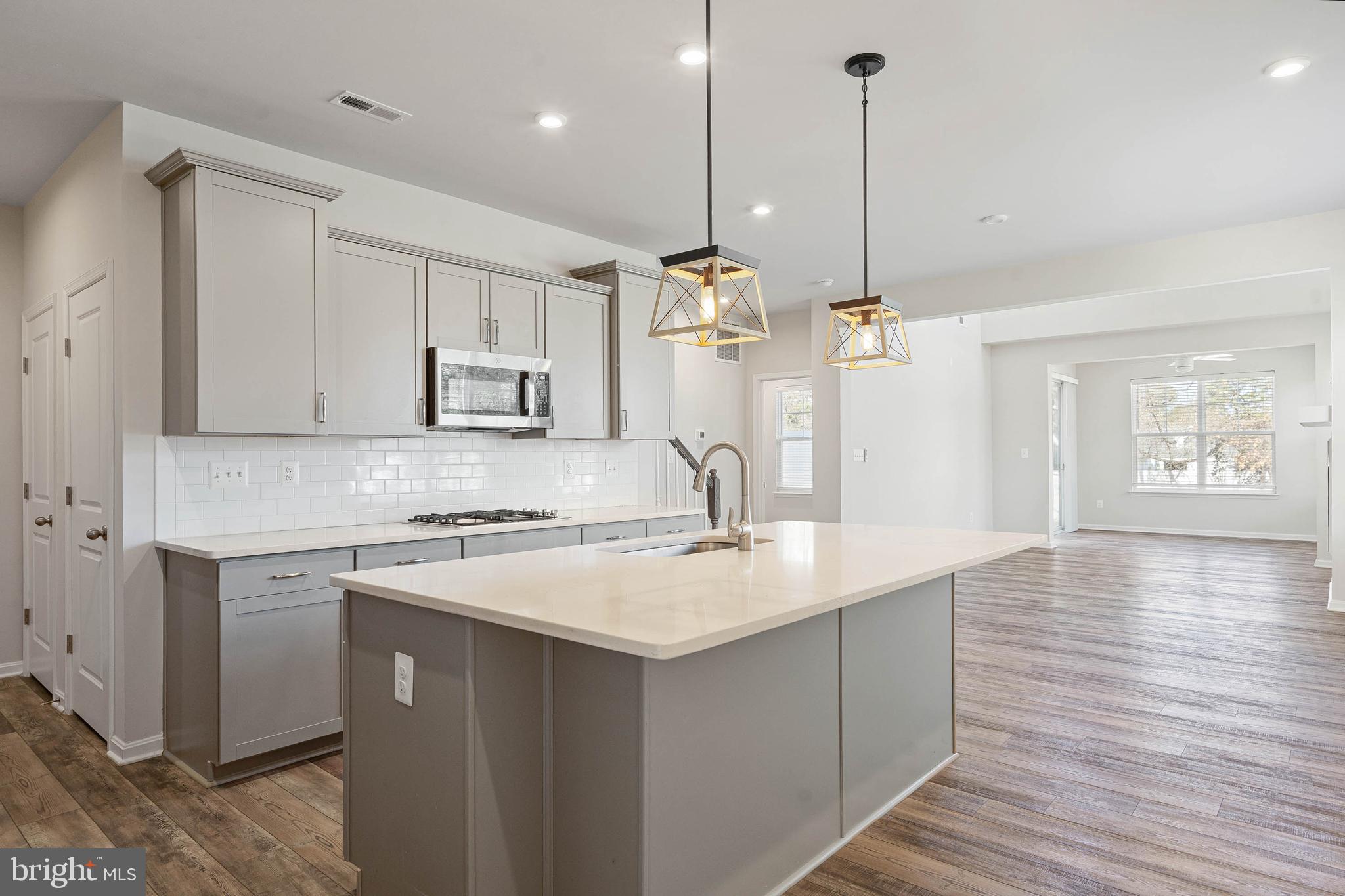 33155 OYSTER COVE DRIVE