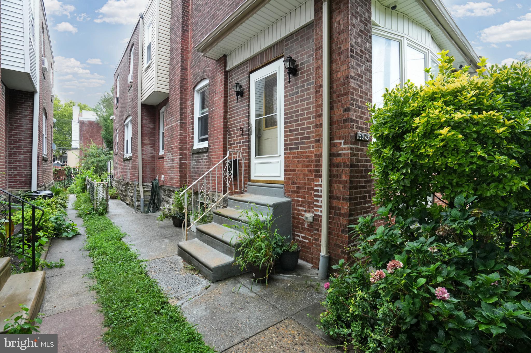 5029 AKRON STREET