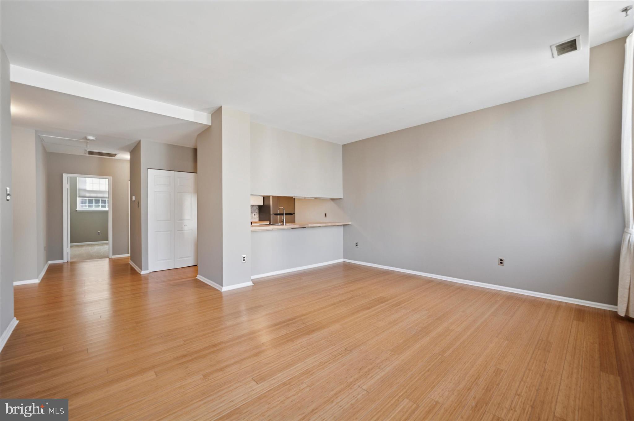 OLD CITY - Residential