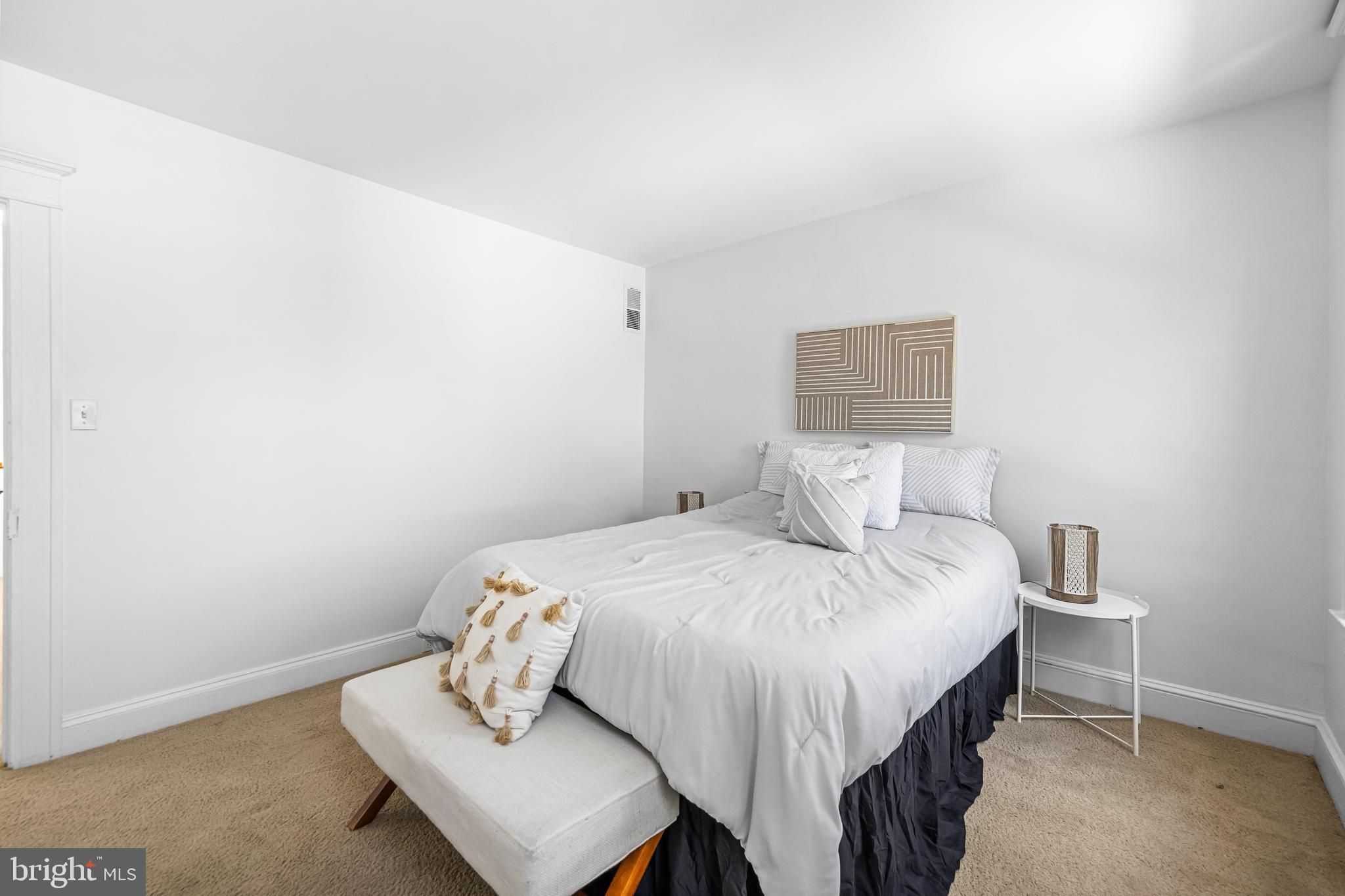 WYMAN PARK HAMPDEN - Residential