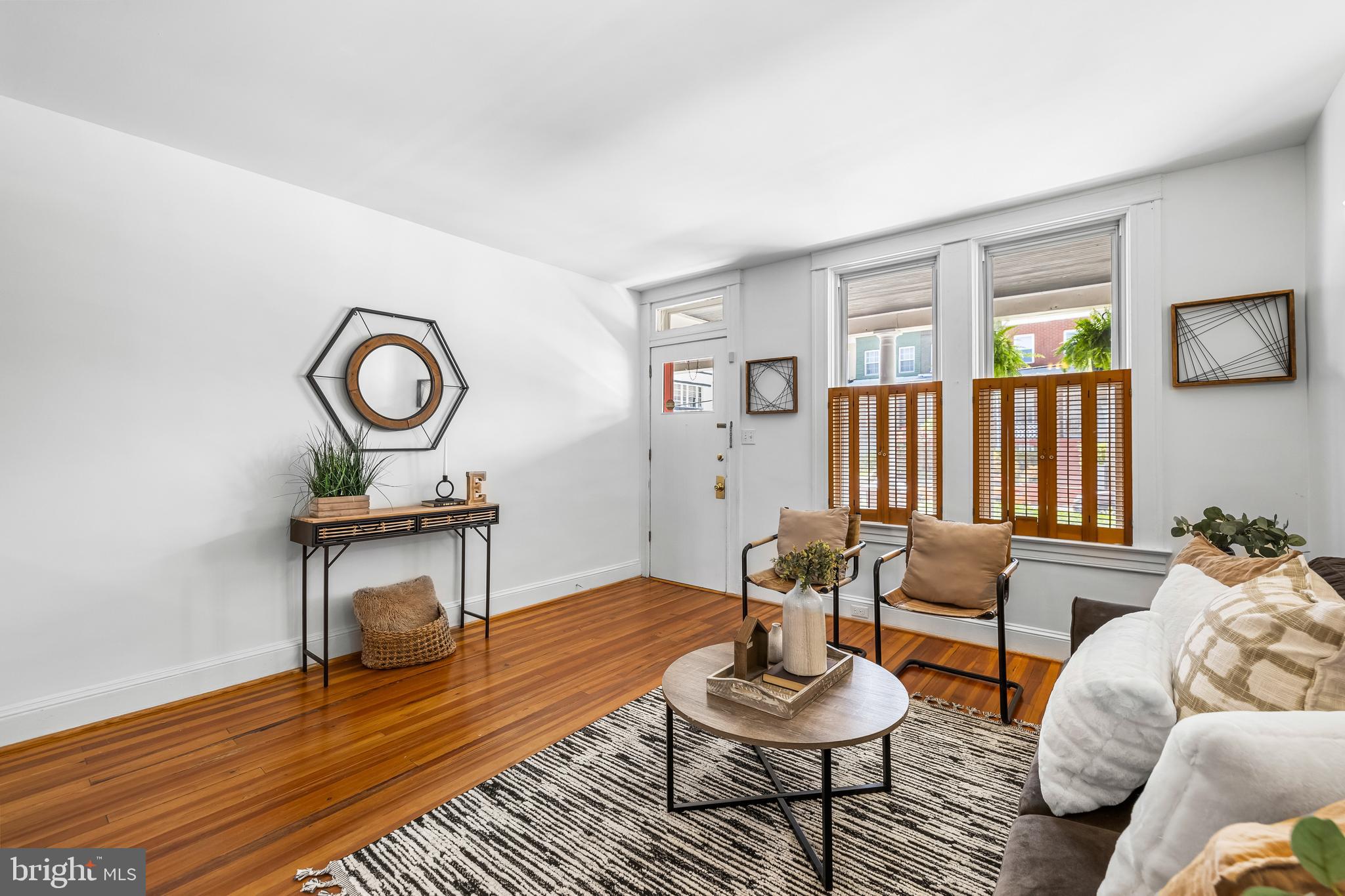 WYMAN PARK HAMPDEN - Residential