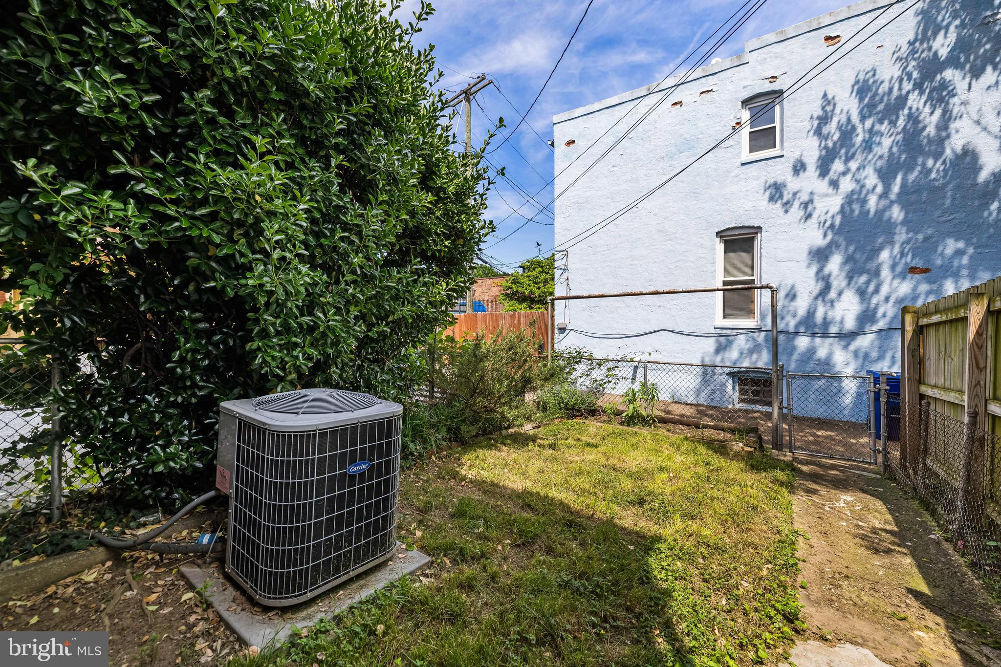 WYMAN PARK HAMPDEN - Residential