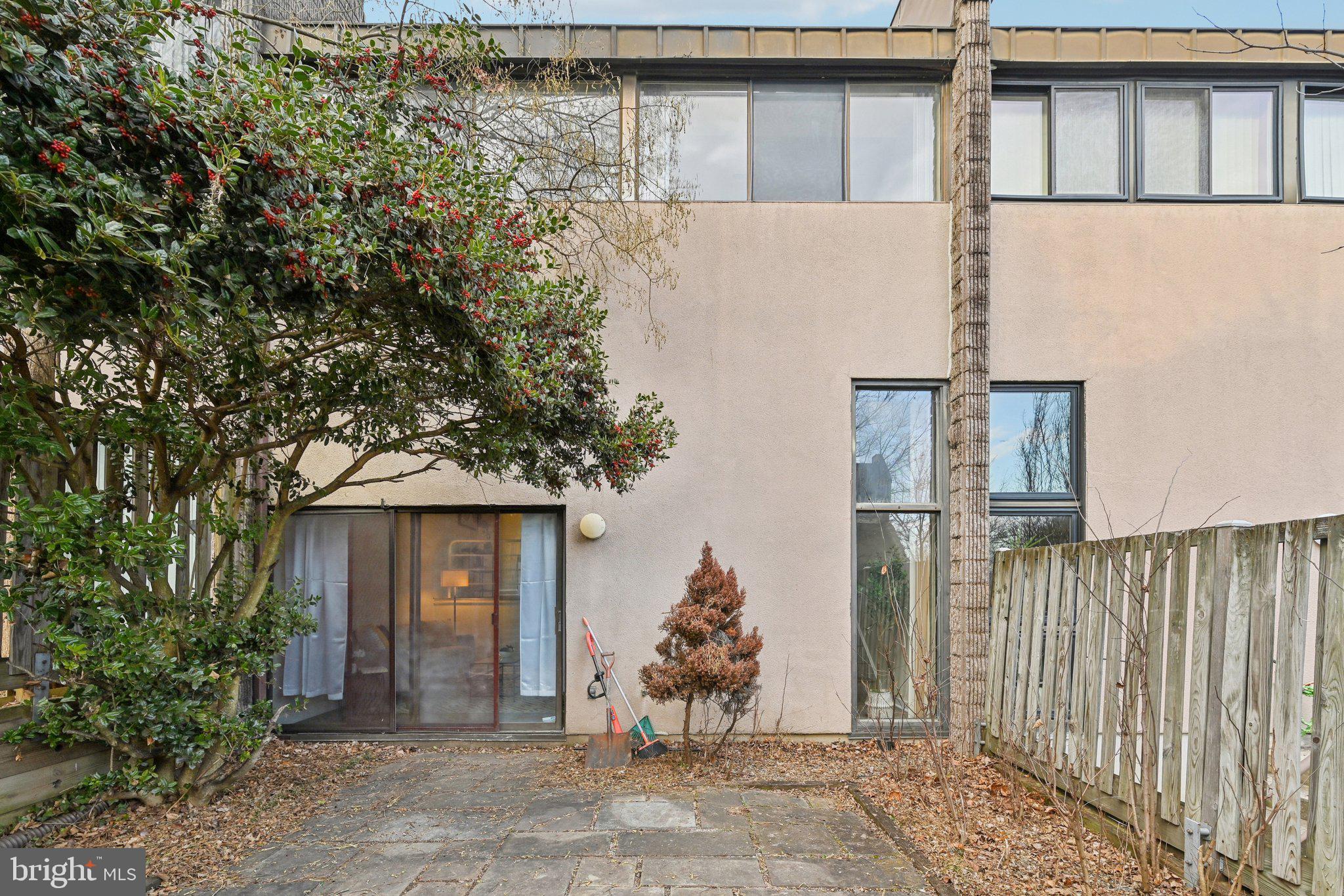 COLD SPRING NEWTOWN - Residential