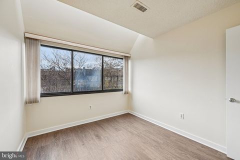 Tiny photo for 2303 Bayleaf Court, BALTIMORE, MD 21209 (MLS # MDBA2198592)