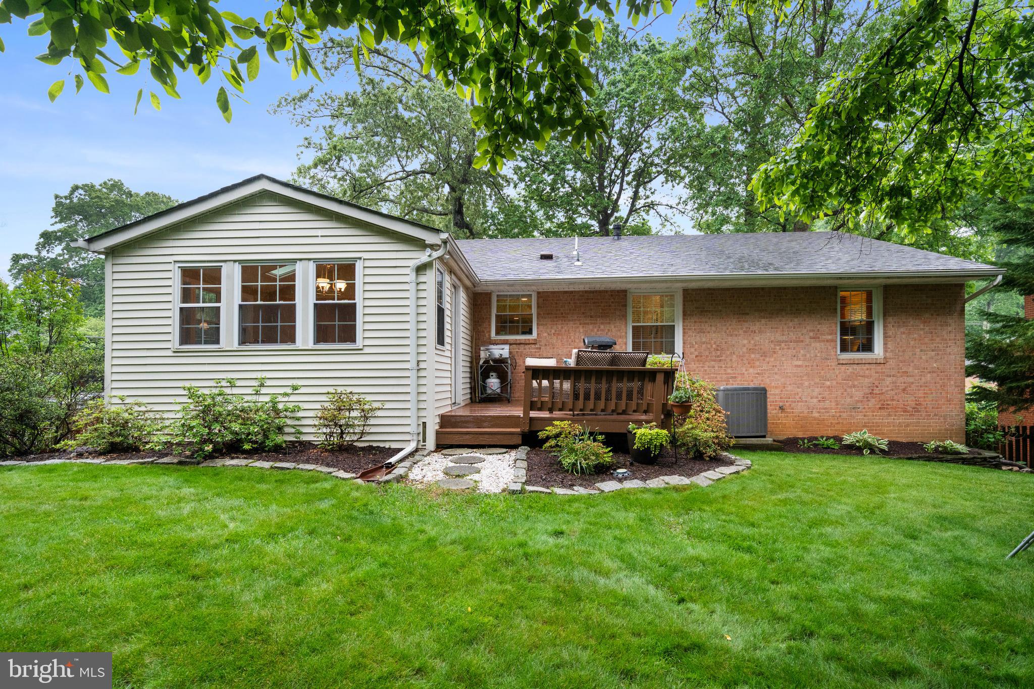 WILLOW WOODS - Residential