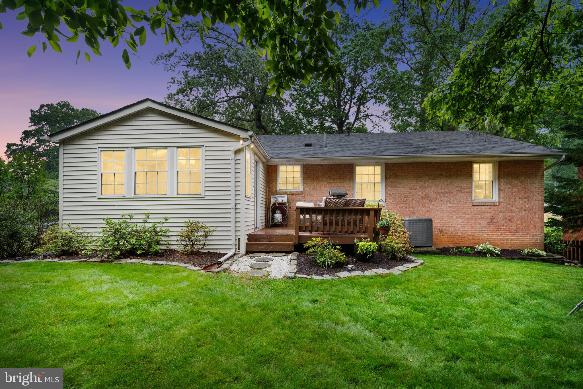 WILLOW WOODS - Residential