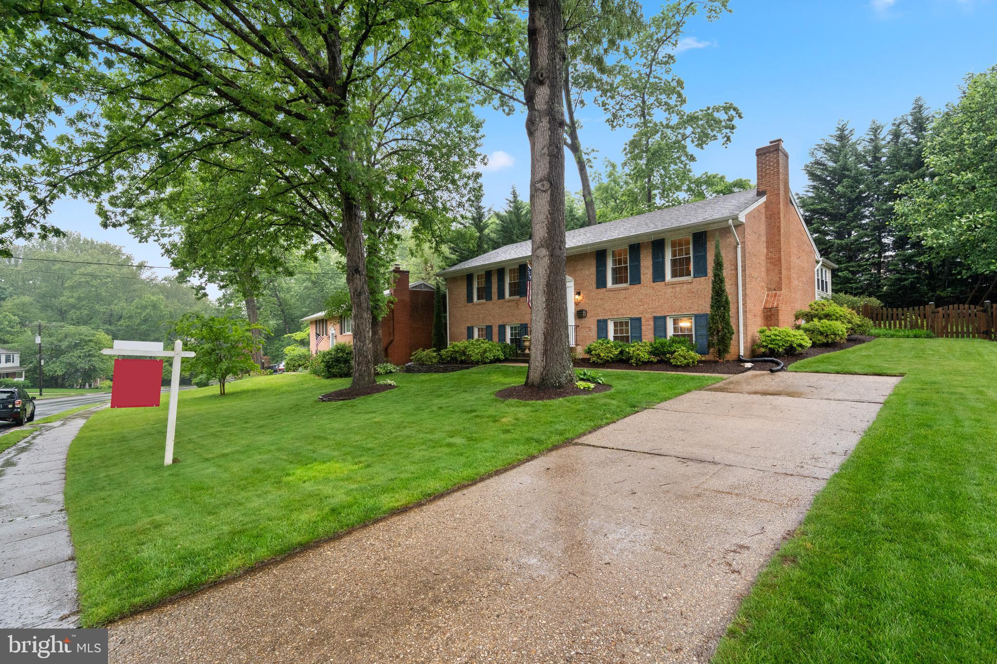 WILLOW WOODS - Residential